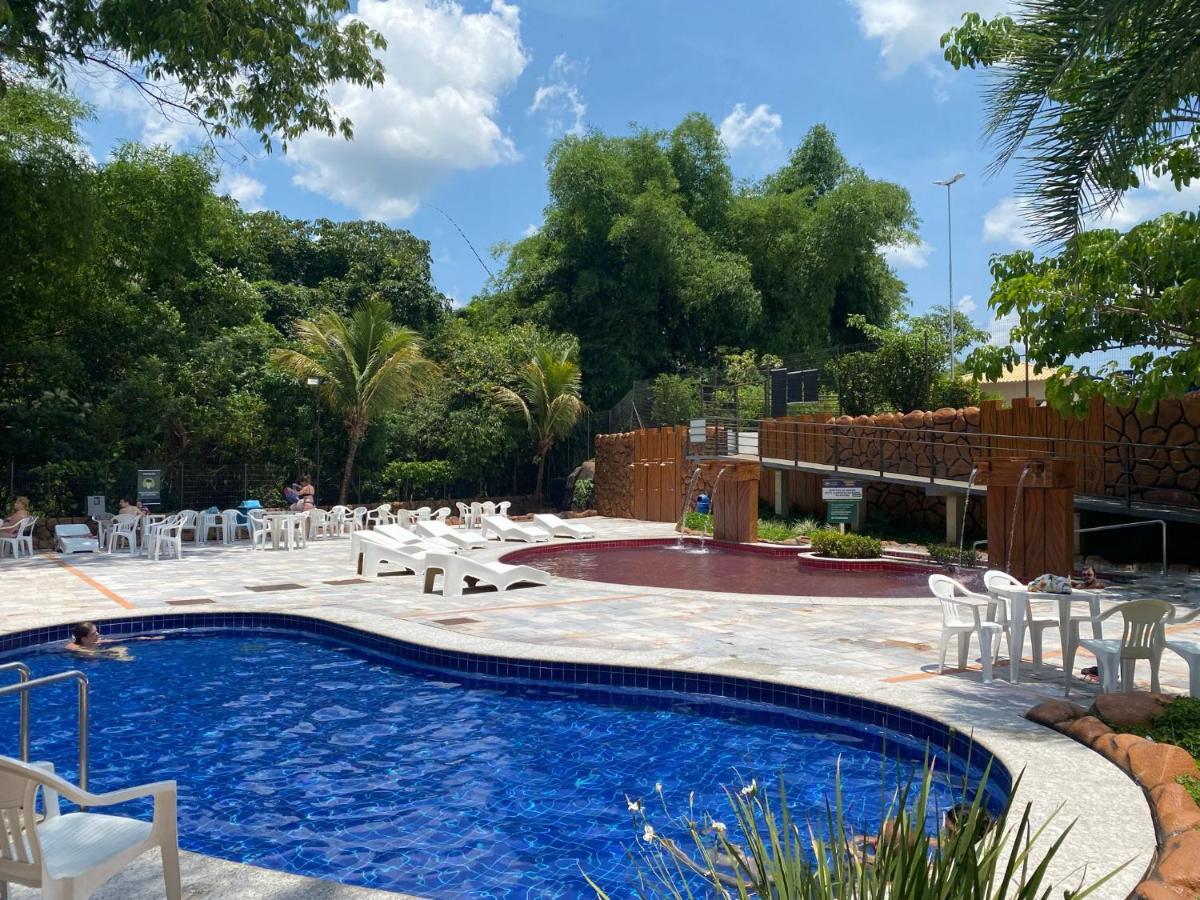 SUÍTE PARA ATÉ 4 PESSOAS EM GOLDEN DOLPHIN GRANDE HOTEL PISCINA 24h Caldas Novas Exterior foto