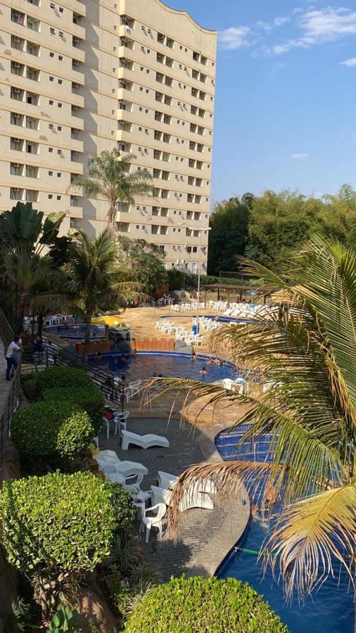 SUÍTE PARA ATÉ 4 PESSOAS EM GOLDEN DOLPHIN GRANDE HOTEL PISCINA 24h Caldas Novas Exterior foto